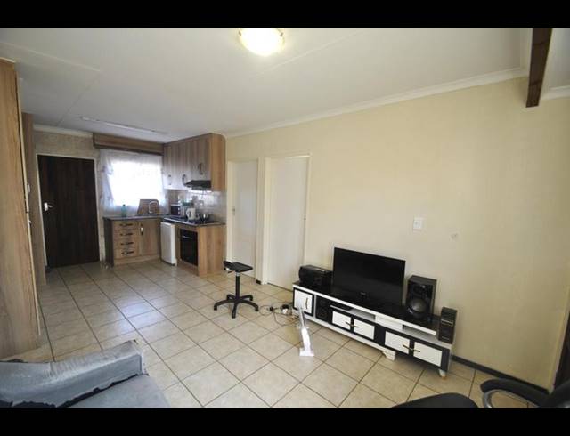3 BEDROOM SIMPLEX FOR SALE IN DAWN PARK